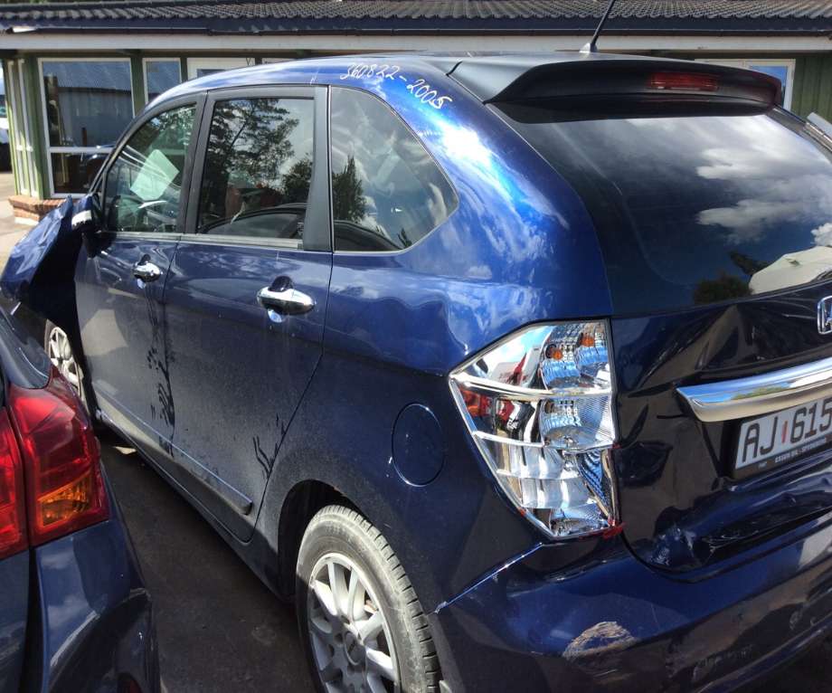 Honda FR-V 2002-2007 , Motorkode: D17A2, Girkassekode: 