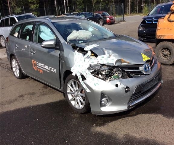 Toyota Auris 2013-2015 (Type II, Fase 1) , Motorkode: 2ZR-FXE, Girkassekode: 