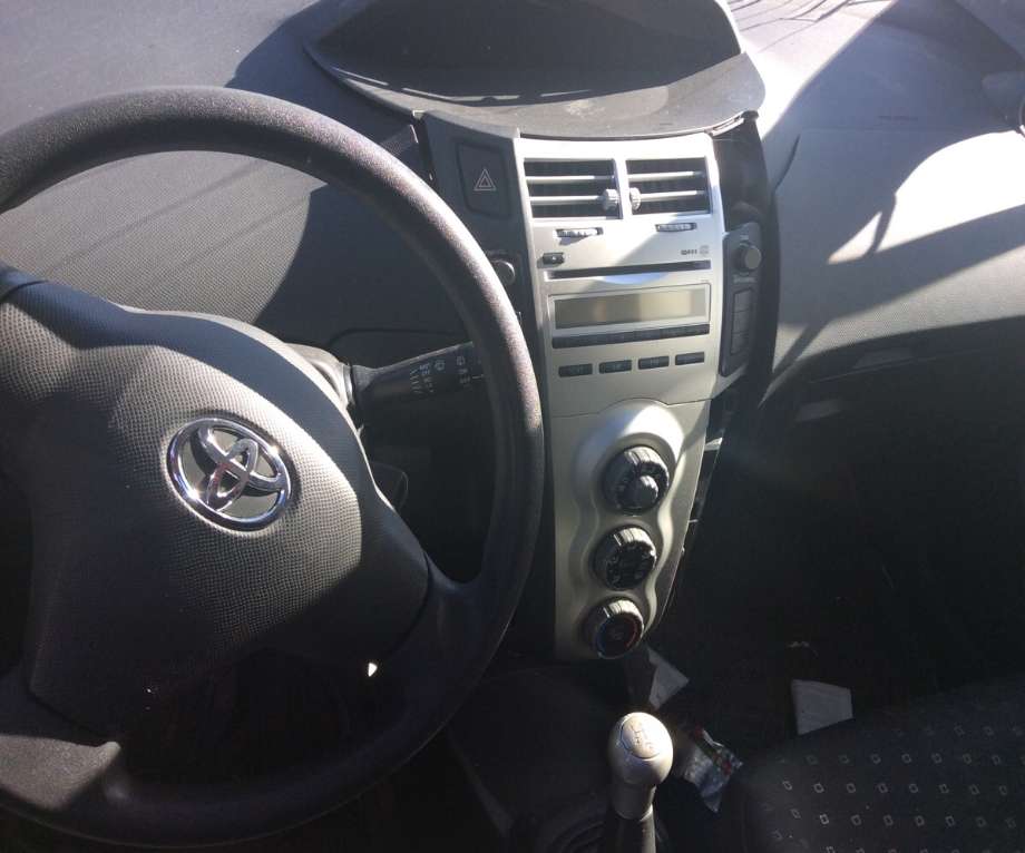 Toyota Yaris 2006-2009 (Type II, Fase 1) , Motorkode: 1KR-FE, Girkassekode: 