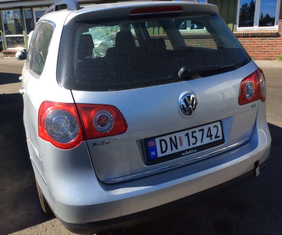 VW Passat 2005-2010 (B6) (B6), Motorkode: CBDC, Girkassekode: 