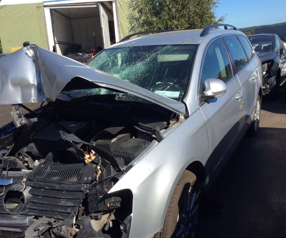 VW Passat 2005-2010 (B6) (B6), Motorkode: CBDC, Girkassekode: 