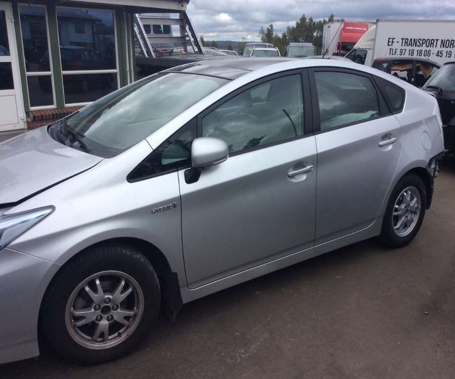 Toyota Prius 2009-2016 (Type III) (COMBI) (COMBI), Motorkode: 2ZR-FXE, Girkassekode: 