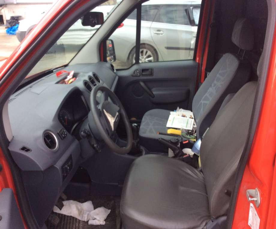 Ford Transit Connect 2009-2013 (Type I, Fase 2) , Motorkode: P9PC;R3PA, Girkassekode: 
