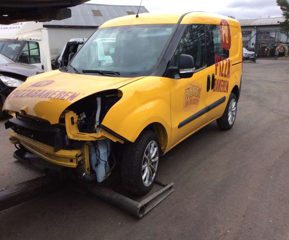 Opel Combo D 2012-2018 , Motorkode: , Girkassekode: 