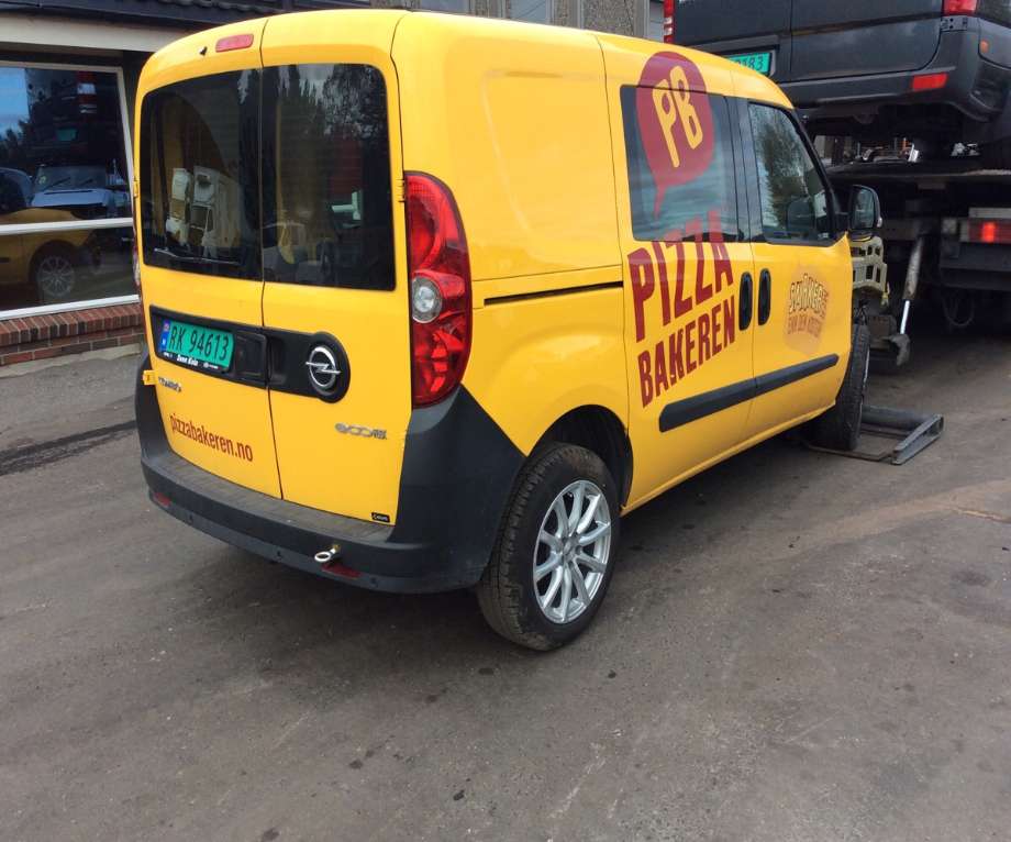 Opel Combo D 2012-2018 , Motorkode: , Girkassekode: 