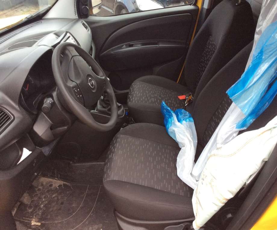 Opel Combo D 2012-2018 , Motorkode: , Girkassekode: 