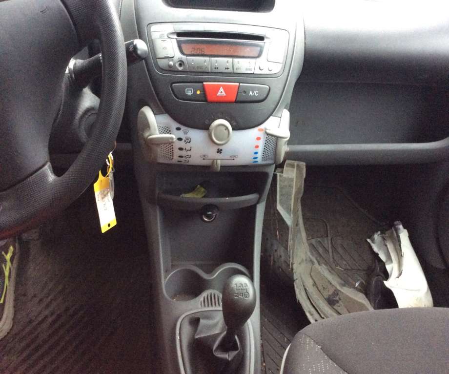 Peugeot 107 2006-2014 , Motorkode: CFA;CFB, Girkassekode: 