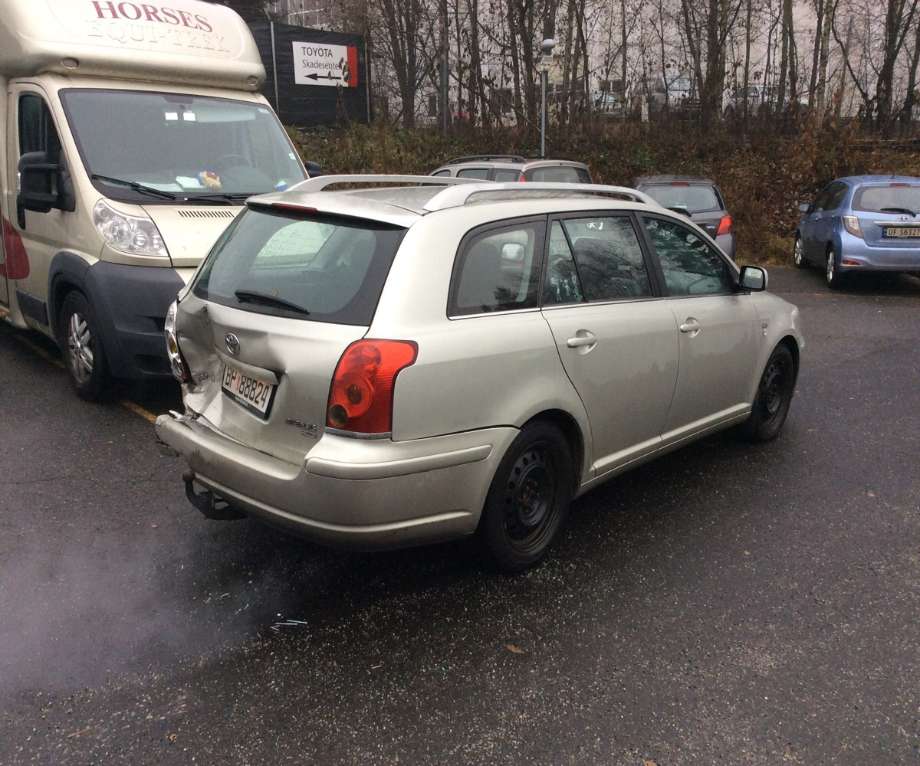 Toyota Avensis 2003-2008 (Type II) , Motorkode: 1CD-FTV, Girkassekode: 