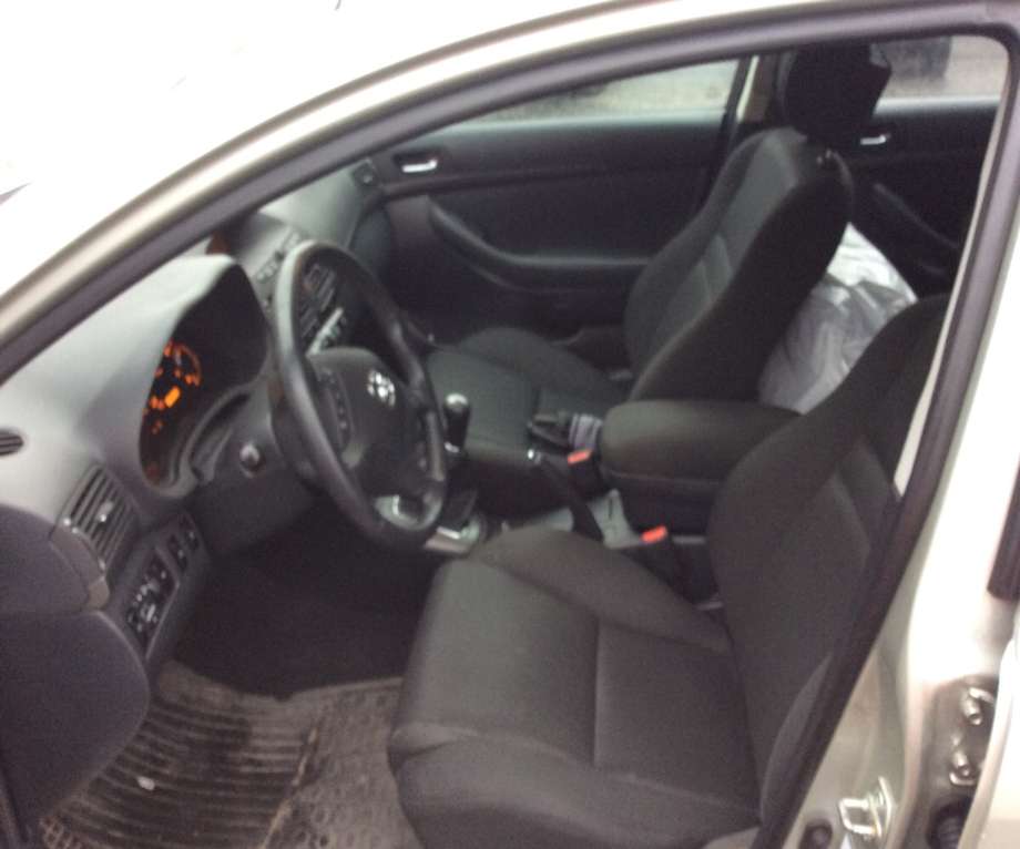 Toyota Avensis 2003-2008 (Type II) , Motorkode: 1CD-FTV, Girkassekode: 