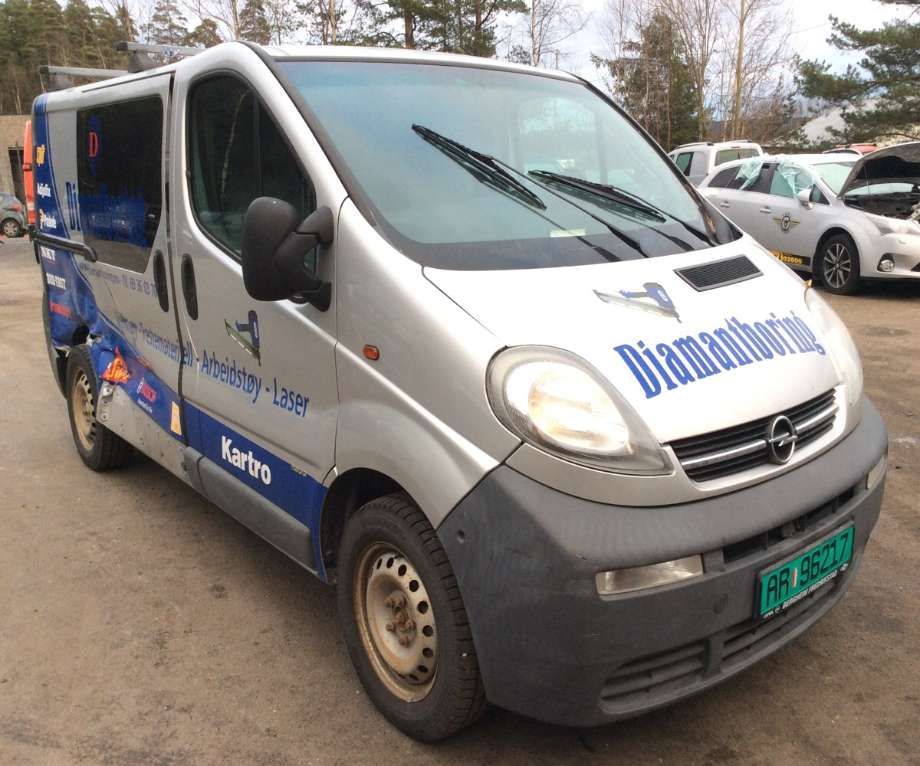 Opel Vivaro A 2001-2006 , Motorkode: F9Q-760, Girkassekode: 