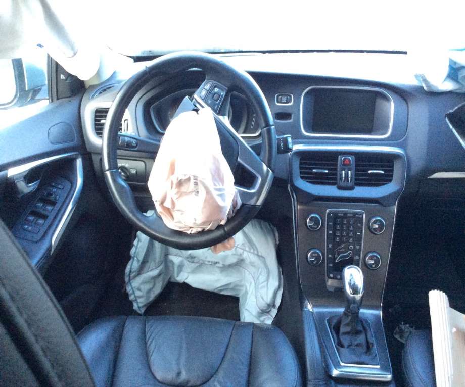 Volvo V40 2012-2019 , Motorkode: D5204T6, Girkassekode:
