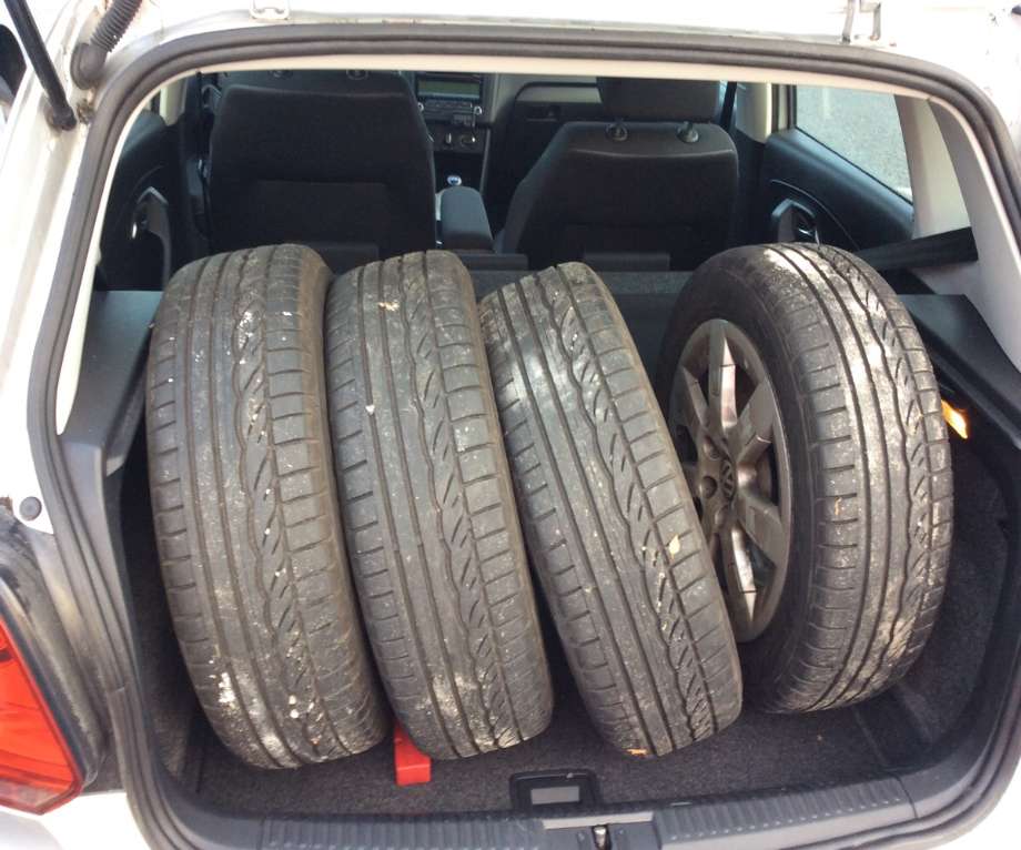 VW Polo 2009-2014 (Type V, Fase 1) , Motorkode: CFWA, Girkassekode: 