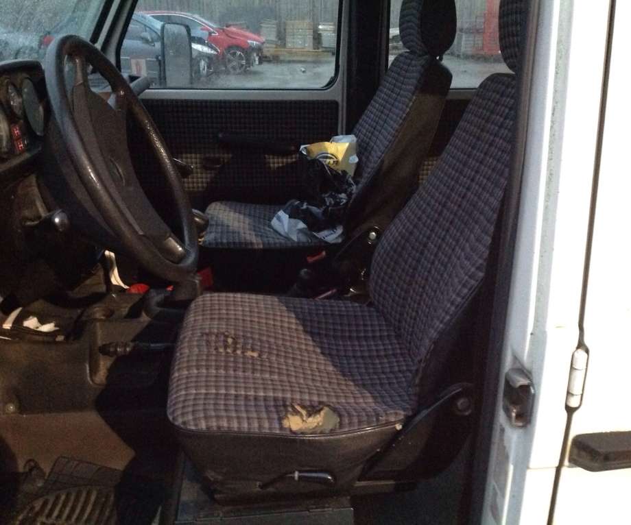 Mercedes G-Wagen 1978-1989 (W460) (W460), Motorkode: M102.987, Girkassekode: 