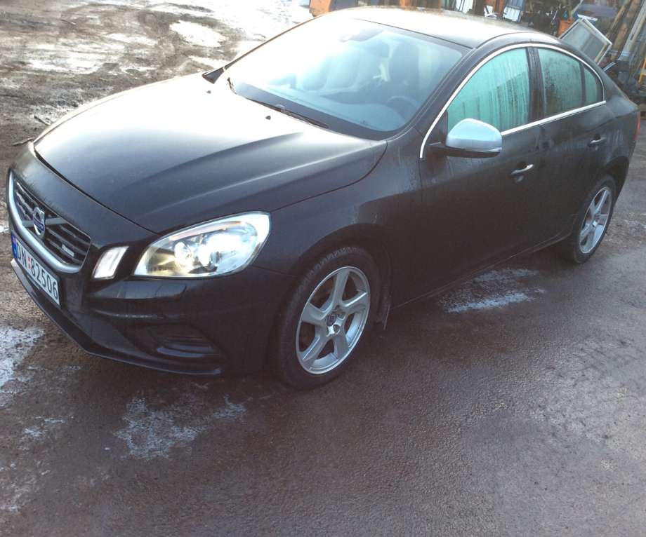 Volvo S60 2010-2014 (Type II, Fase 1) , Motorkode: D4162T, Girkassekode: 