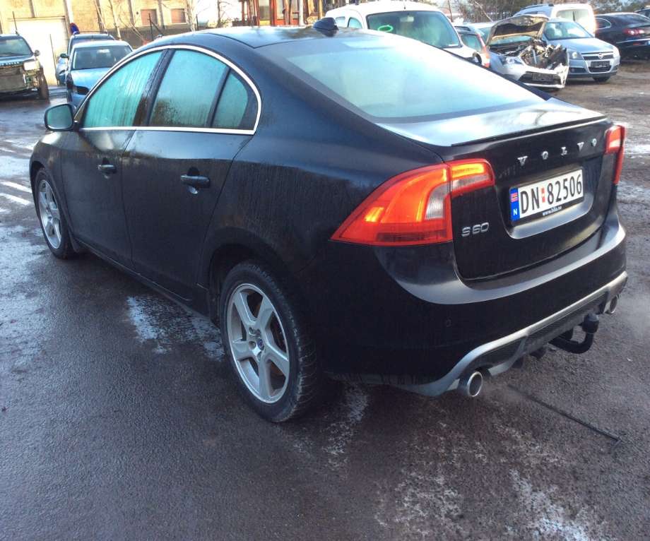 Volvo S60 2010-2014 (Type II, Fase 1) , Motorkode: D4162T, Girkassekode: 