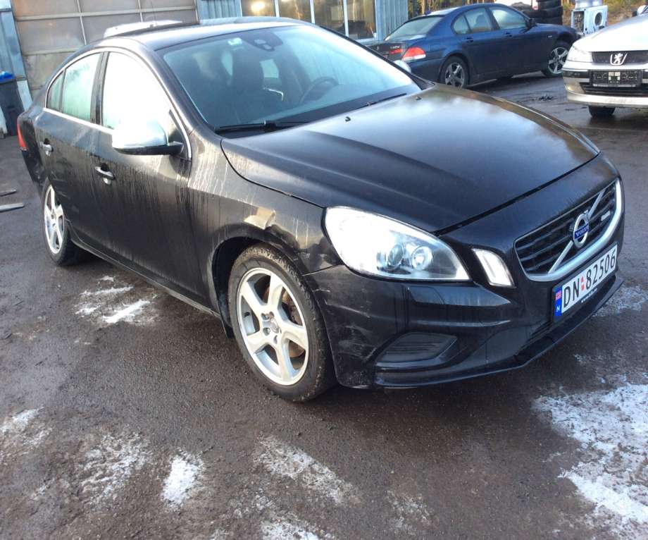 Volvo S60 2010-2014 (Type II, Fase 1) , Motorkode: D4162T, Girkassekode: 