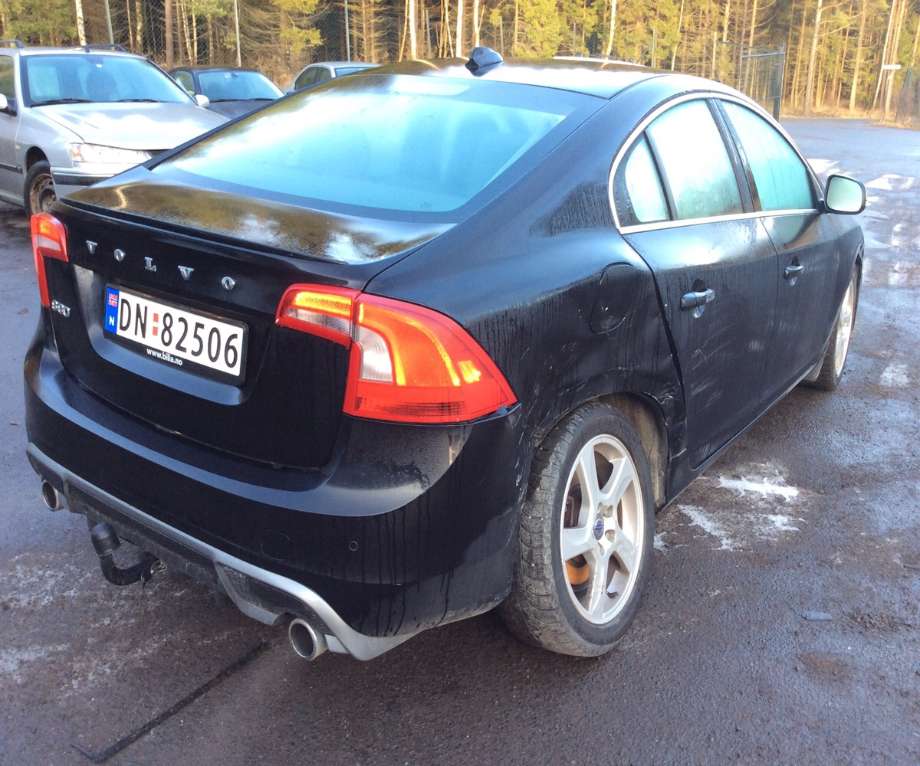 Volvo S60 2010-2014 (Type II, Fase 1) , Motorkode: D4162T, Girkassekode: 