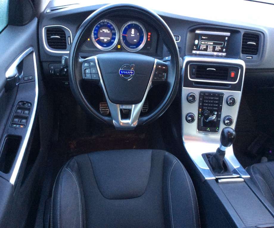 Volvo S60 2010-2014 (Type II, Fase 1) , Motorkode: D4162T, Girkassekode: 