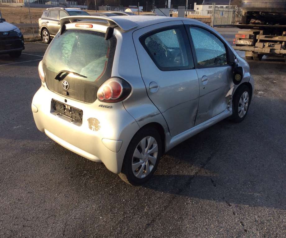 Toyota Aygo 2005-2014 (Type I) , Motorkode: 1KR-FE, Girkassekode: