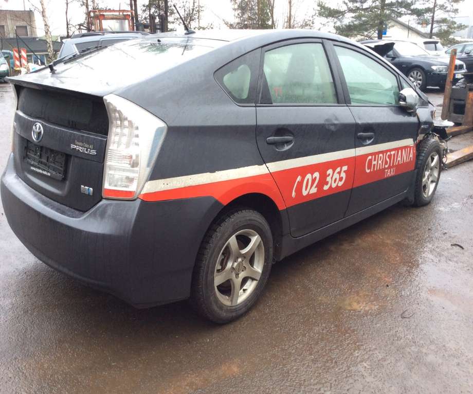Toyota Prius 2009-2016 (Type III) (COMBI) (COMBI), Motorkode: 2ZR-FXE, Girkassekode: