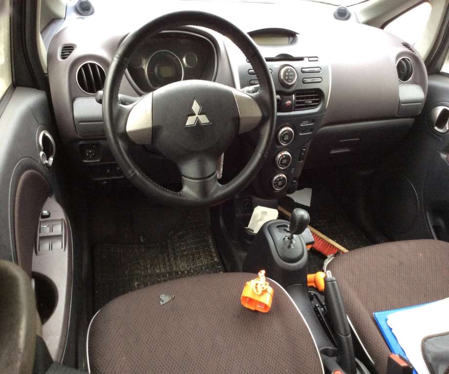 Mitsubishi i-MiEV 2010-->> , Motorkode: Y4F1, Girkassekode:
