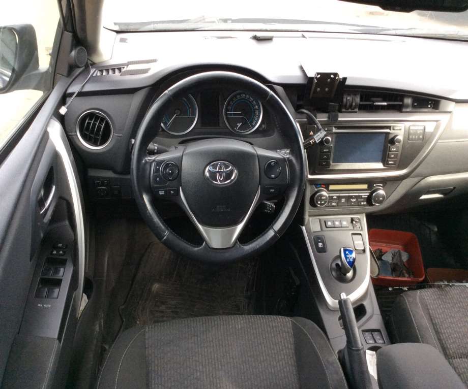 Toyota Auris 2013-2015 (Type II, Fase 1) , Motorkode: 2ZR-FXE, Girkassekode: 