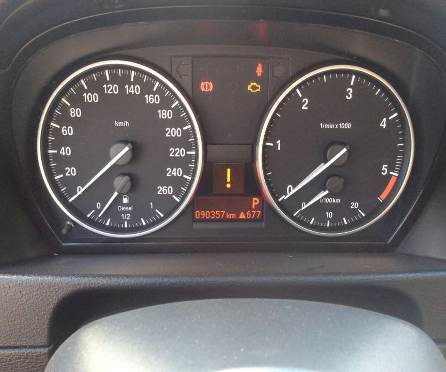 BMW X1 2009-2015 (E84) (E84), Motorkode: N47-D20C, Girkassekode: 