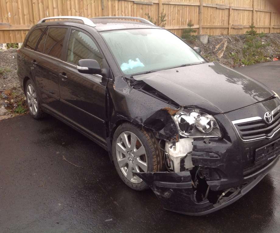 Toyota Avensis 2003-2008 (Type II) , Motorkode: 1AD-FTV, Girkassekode: 