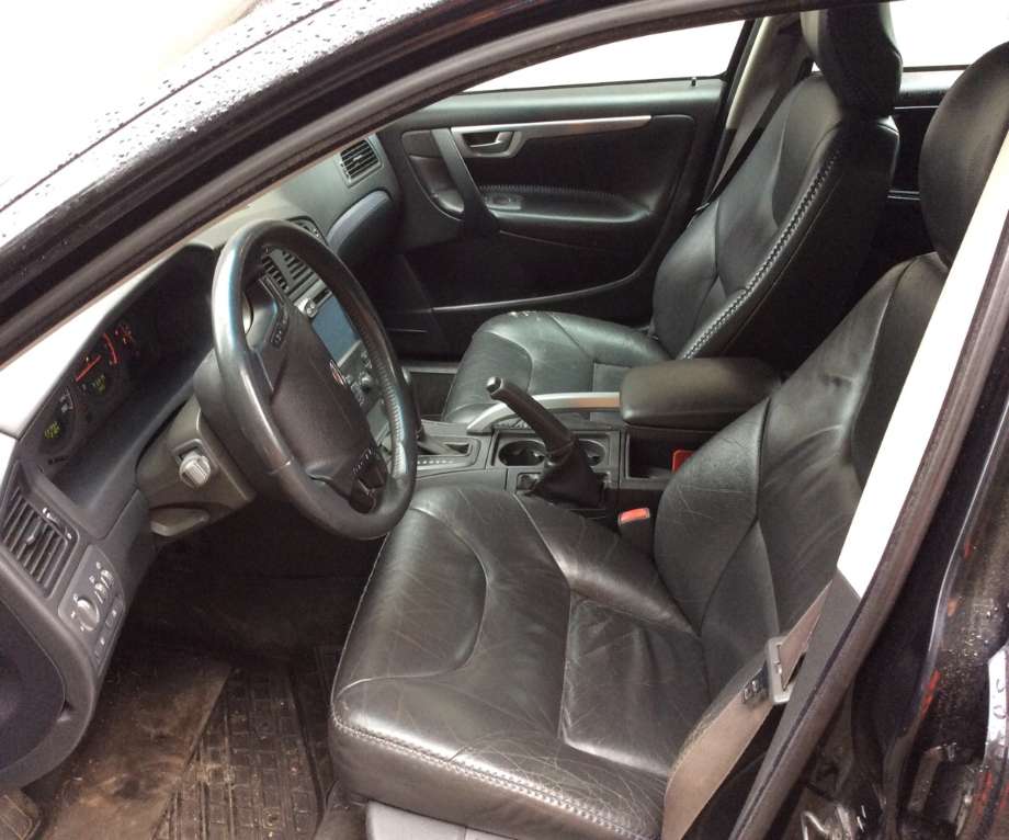Volvo XC70 2001-2004 (Type I, Fase 1) , Motorkode: B5244T3, Girkassekode: 