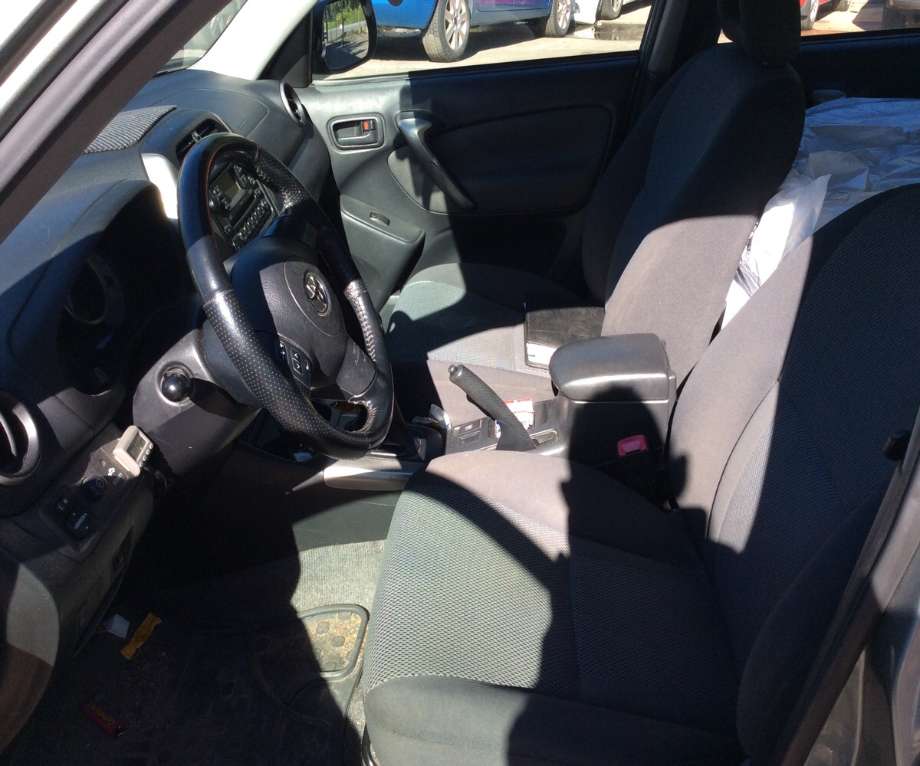 Toyota RAV4 2000-2006 (Type II) , Motorkode: 1AZ-FE, Girkassekode: 
