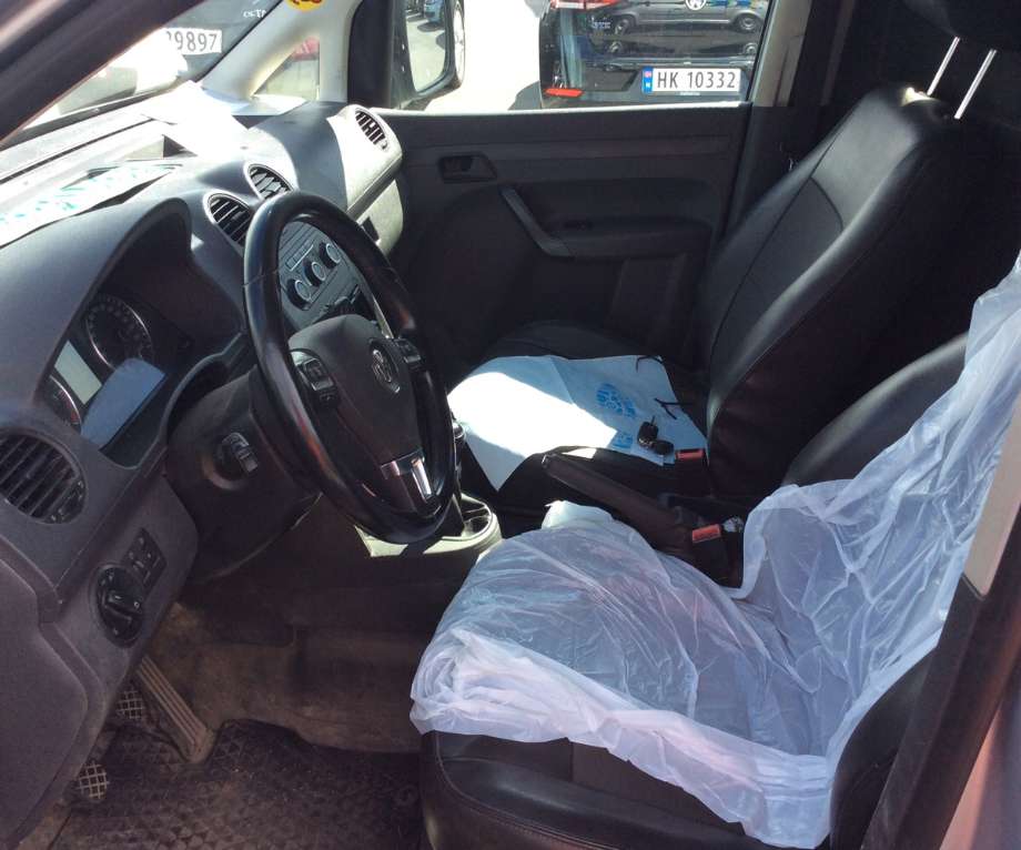 VW Caddy 2010-2015 (Type III, Fase 2) , Motorkode: CAYD, Girkassekode: 