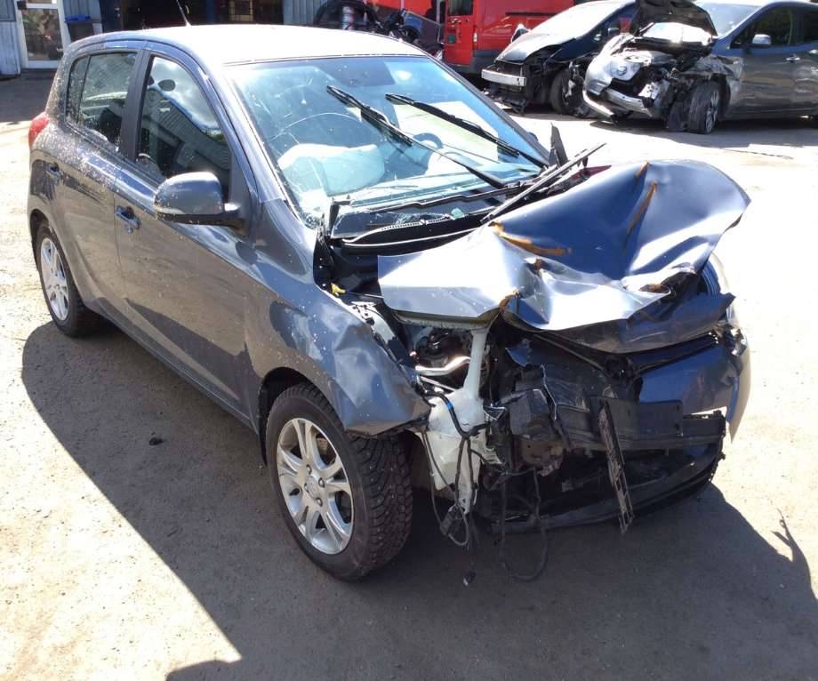 Hyundai i20 2009-2014 (Type I) , Motorkode: G4LA, Girkassekode: 