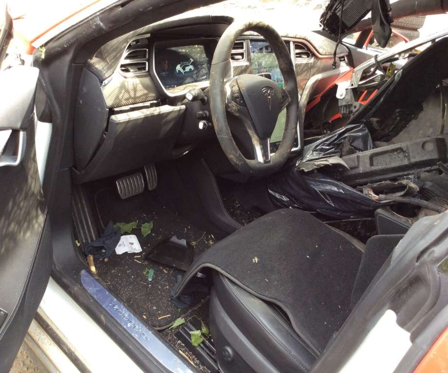 Tesla Model S 2013-2016 (Fase 1) , Motorkode: L1S, Girkassekode: