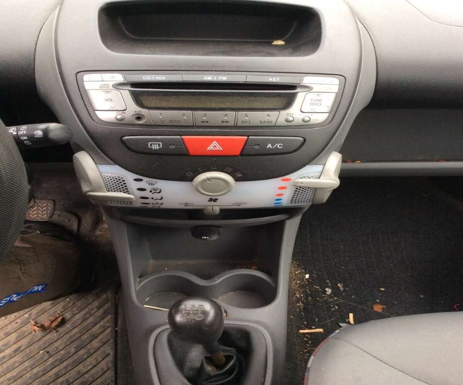 Citroën C1 2006-2014 (Type I) , Motorkode: CFB, Girkassekode: 