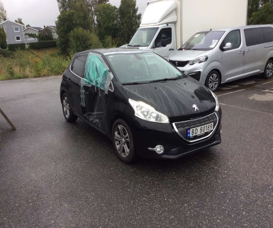 Peugeot 208 2012-2019 (Type I) , Motorkode: HMZ, Girkassekode: 
