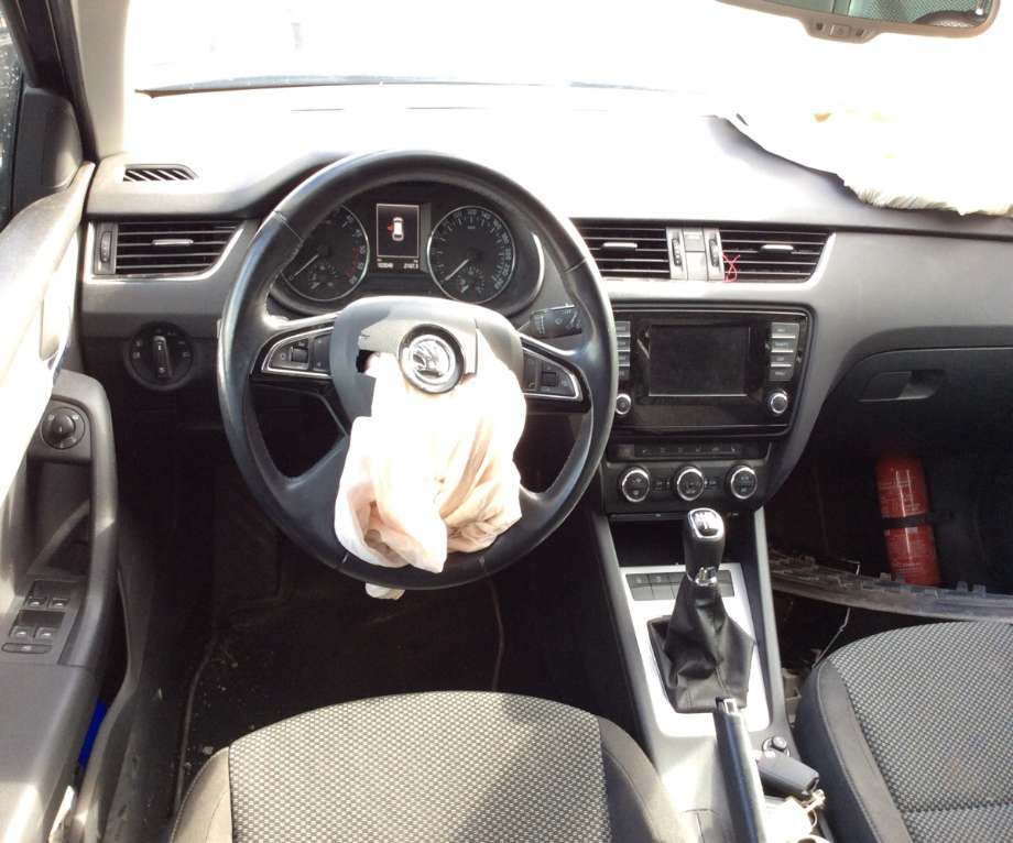 Škoda Octavia 2013-2016 (Type III, Fase 1) , Motorkode: CLHA, Girkassekode: 