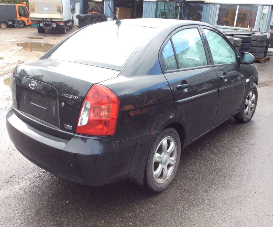Hyundai Accent 2006-2009 (Type III) , Motorkode: D4FA, Girkassekode: