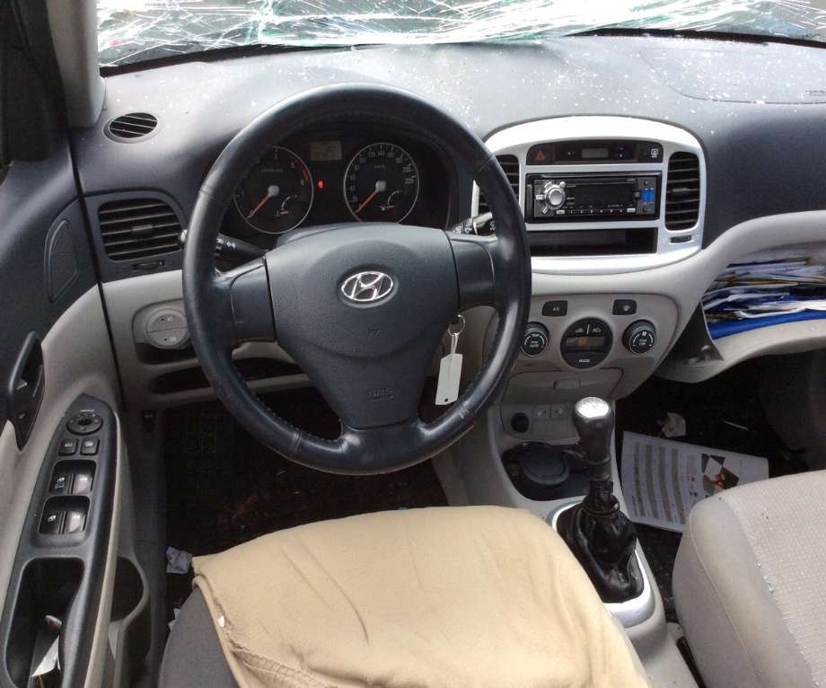 Hyundai Accent 2006-2009 (Type III) , Motorkode: D4FA, Girkassekode: