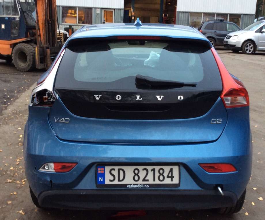 Volvo V40 2012-2019 , Motorkode: D4204T8, Girkassekode: