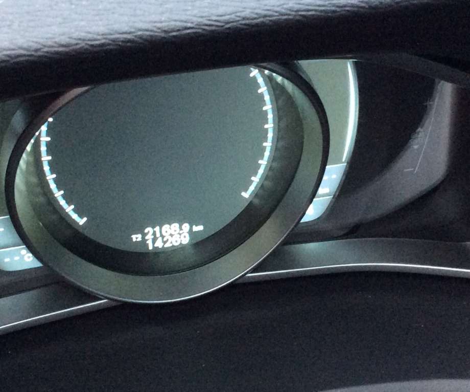 Volvo V40 2012-2019 , Motorkode: D4204T8, Girkassekode: