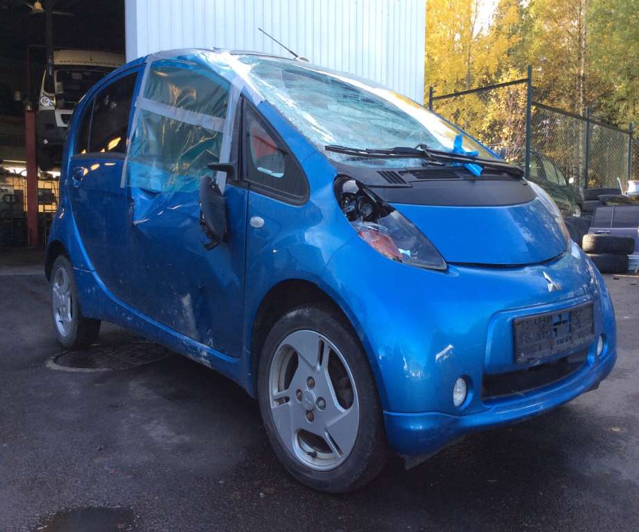Mitsubishi i-MiEV 2010-->> , Motorkode: Y4F1, Girkassekode: 