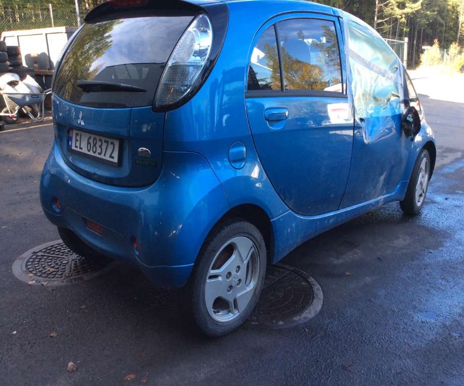 Mitsubishi i-MiEV 2010-->> , Motorkode: Y4F1, Girkassekode: 