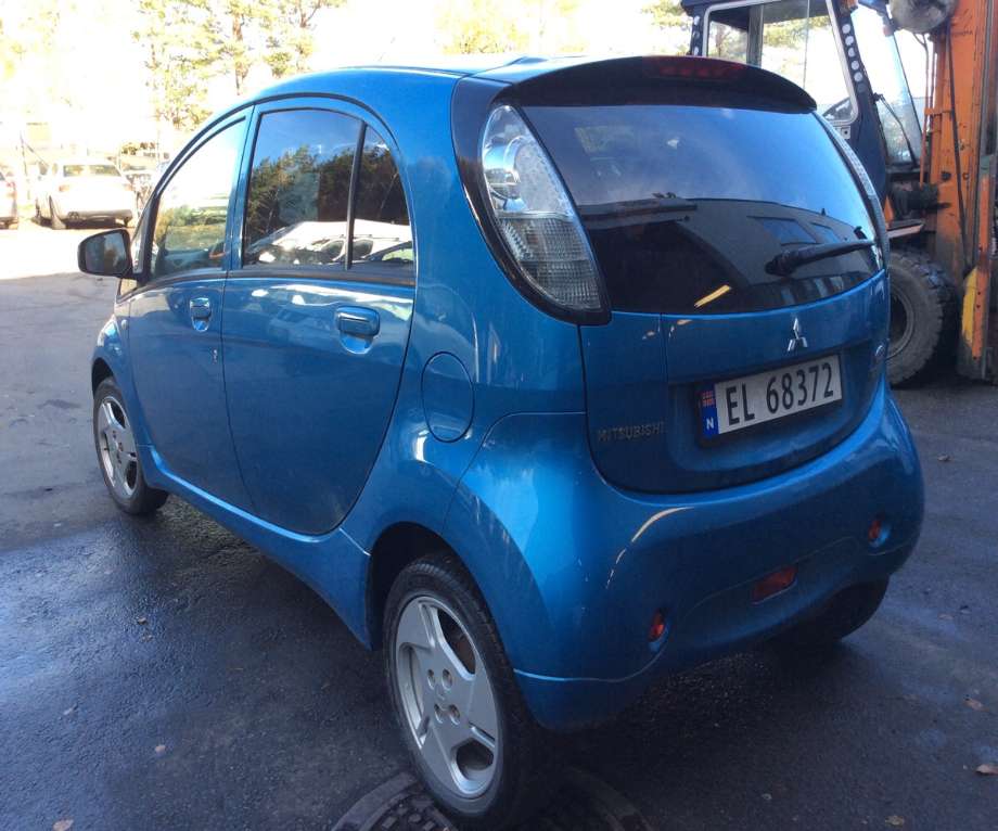 Mitsubishi i-MiEV 2010-->> , Motorkode: Y4F1, Girkassekode: 