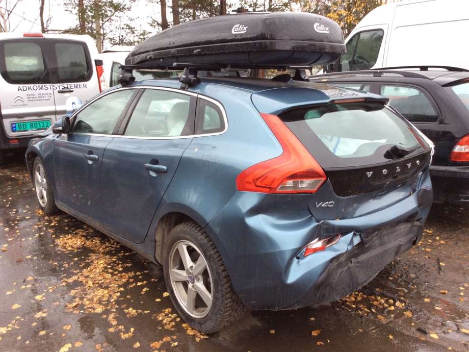 Volvo V40 2012-2019 , Motorkode: D4162T, Girkassekode: 