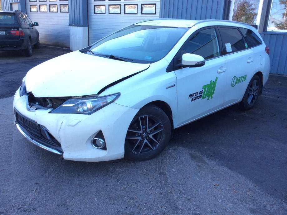 Toyota Auris 2013-2015 (Type II, Fase 1) , Motorkode: , Girkassekode: 