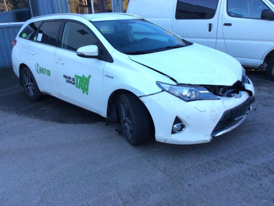 Toyota Auris 2013-2015 (Type II, Fase 1) , Motorkode: , Girkassekode: 