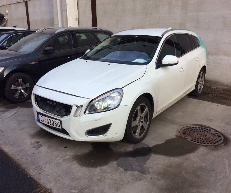 Volvo V60 2010-2013 (Type I, Fase 1) , Motorkode: D4162T, Girkassekode: 