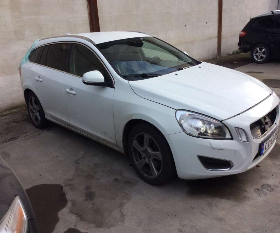 Volvo V60 2010-2013 (Type I, Fase 1) , Motorkode: D4162T, Girkassekode: 