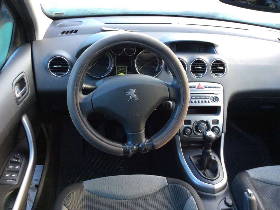 Peugeot 308 2011-2013 (Type I, Fase 2) , Motorkode: 8FR, Girkassekode: 