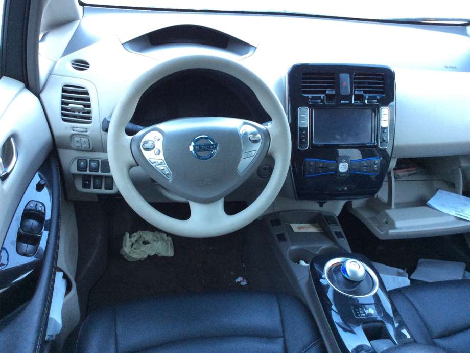 Nissan Leaf 2011-2017 (Type I) , Motorkode: EM61, Girkassekode: 